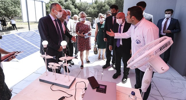 Türkiye'deki Suriyeliler ve Ev Sahibi Topluluk Üyeleri - YENİLENEBİLİR Enerji eğitimi verildi!