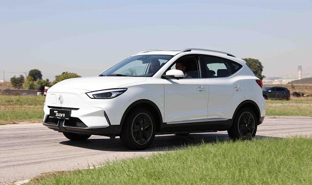 Bridgestone - "4. Elektrikli ve Hibrit Araçlar Sürüş Haftası'nın Ana Sponsoru Oldu"