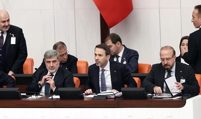 Genel Kuruldayız - Enerji Bakanı Bayraktar!