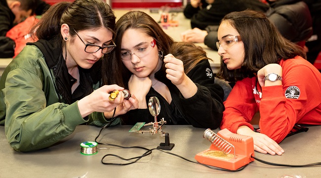 Türk öğrenciler Honeywell ile ABD'de uzay kampında!