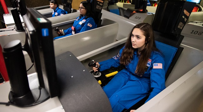 Türk öğrenciler Honeywell ile ABD'de uzay kampında!