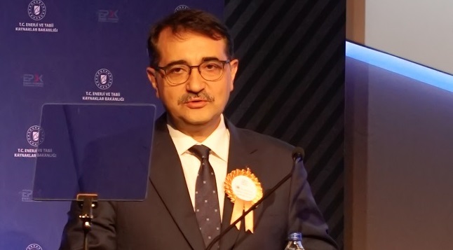 ENERJİ BAKANI DÖNMEZ: Güneydoğu’da Petrol - Trakya'da - yeni bir doğalgaz keşfimiz oldu