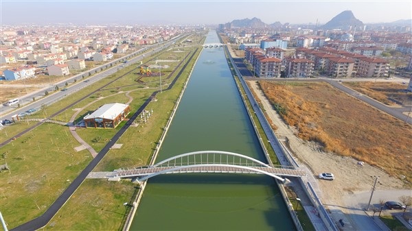 DSİ: Barajlara, Göletlere ve kanallara...