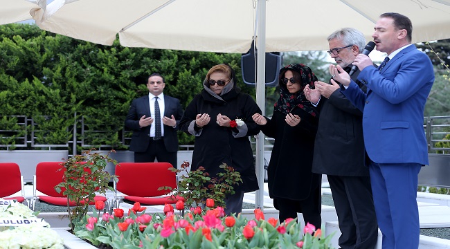 Sakıp Sabancı vefatının 15. yıldönümünde kabri başında törenle anıldı