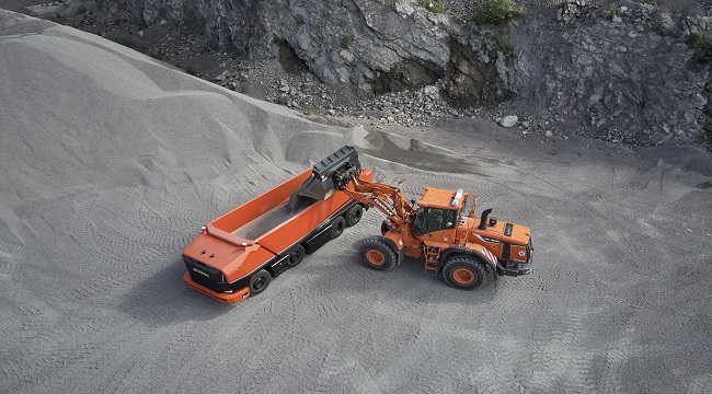 YENİ KAMYONU: Biyo-yakıtla çalışıyor