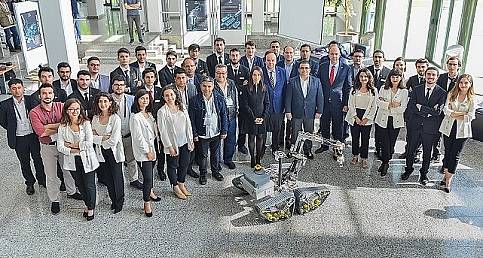 ITU's robots on the way to USA