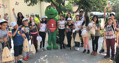 Çevre Günü'nde çocuklarla bir araya geldi