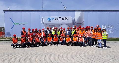 Öğrenci ve öğretim üyeleri GÜRİŞ'in rüzgar santralini ziyaret etti
