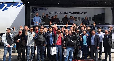 7 bin 500 kamyon sürücüsüyle bir araya geldi