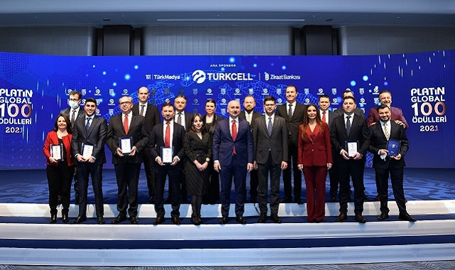 Enerjisa - Enerji Ve Petrol Sektörü Eğitim Ödülü&#039;nü aldı!