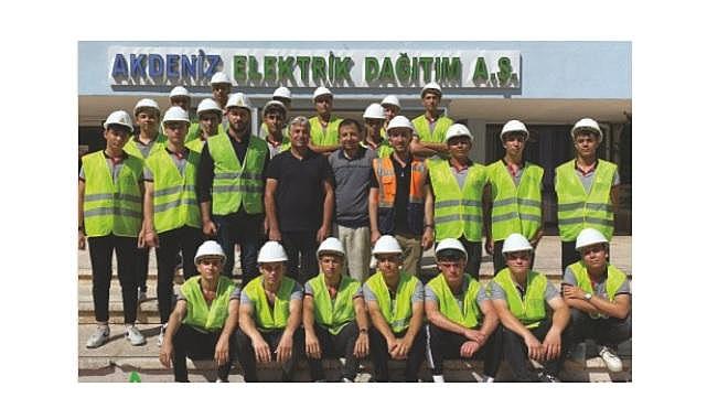 Akdeniz Elektrik Dağıtım - &#039;Enerjinin Yıldızları Projesi kapsamında...&#039;