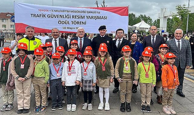 Toyota Otomotiv Sanayi Türkiye - Trafik Güvenliği Konulu Resim Yarışması...