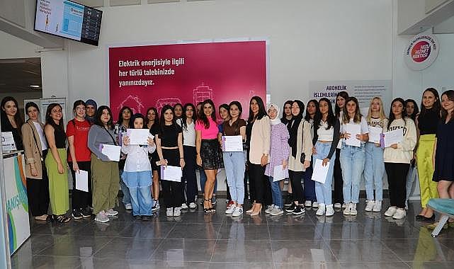 SEDAŞ - Next projesinde öğrenciler elektrik perakende şirketini ziyaret etti!