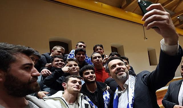 Enerji Bakanı Bayraktar - ''Gençlerimizle bir araya geldik''