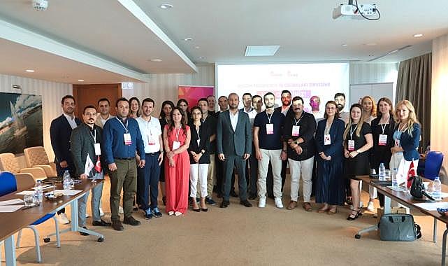 Aydem Perakende ve Gediz Perakende &#039;&#039;İş Ortaklarıyla&#039;&#039; İzmir’de bir araya geldi