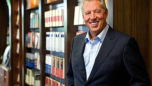 2.000 kişi dünyanın en önemli yöneticilerinden John C.Maxwell'i dinlemek için İstanbul'da buluşuyor.