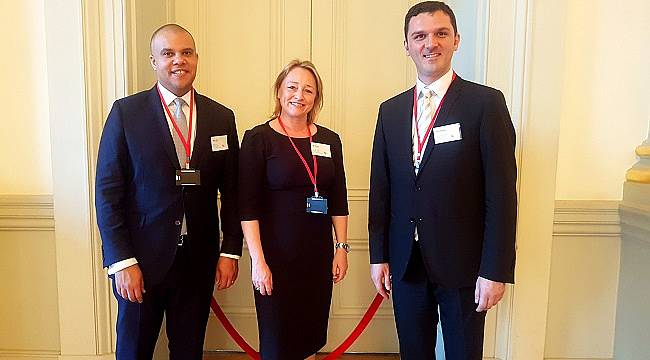 Birinci Sınıf Yönetici programını Türkiye başlattı