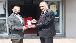 Okulun prizlerini destek