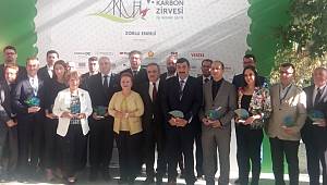 Su ve yakıttan tasarruf sağlayacak buluşuyla Karbon Ödülü aldı