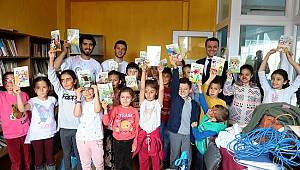 Uludağ Elektrik'ten Kütüphane