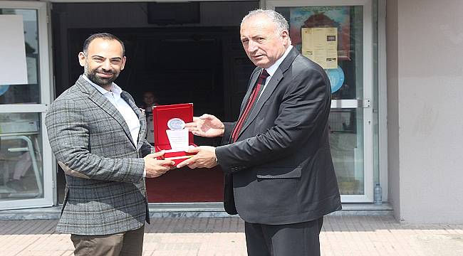 Eğitime destek veriyor