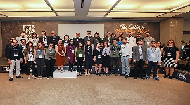 Havadaki nemi suya dönüştüren projesiyle ödül aldı