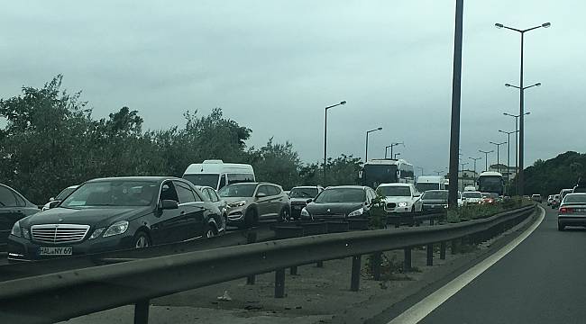 Oy Veren Yola Düştü