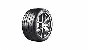 Ferrari bu lastiği kullanacak