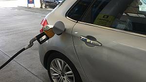 Motorine 17 kuruş indirim geldi