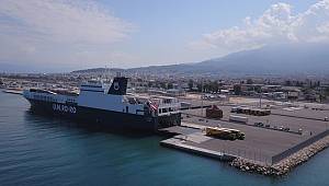 U.N. Ro-Ro ile Yunanistan’ın Patras Limanı’nda Türk Bayrağı