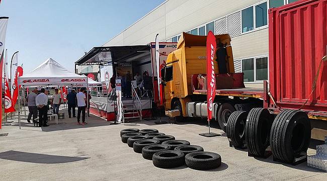 Uzun yol şoförleriyle buluştu