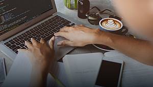 İŞ DÜNYASI VE ÇALIŞANLAR: Türkiye'de iş memnuniyeti artıyor