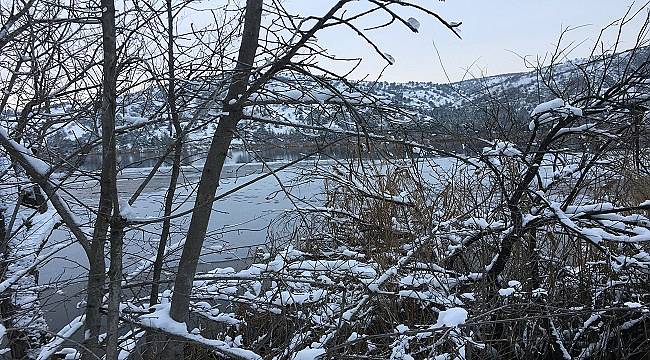 Eymir Gölü donmaya başladı