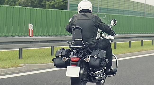 Motosiklet kullanıcıları: Güvenlik ekipmanlarının tamamı kullanılmalı