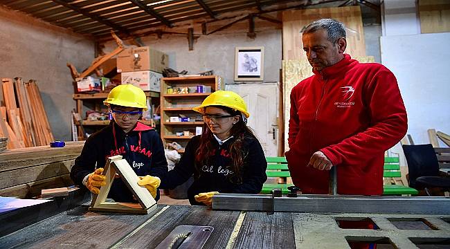 Öğrencilerin kuş yuvası projesine belediyeden destek