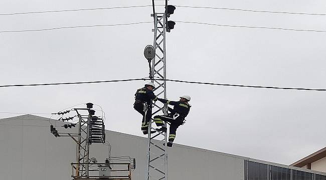 90 bin saat eğitim verdi