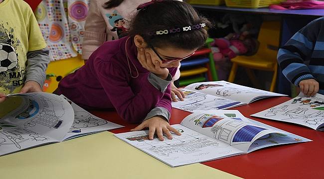 Güneş, jeotermal, su, rüzgar ve biyogaz enerjisini tanıyorlar