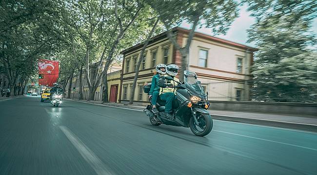 İSTANBUL&#039;DA: 200 bin kişiyi ilk defa motosikletle tanıştırdı