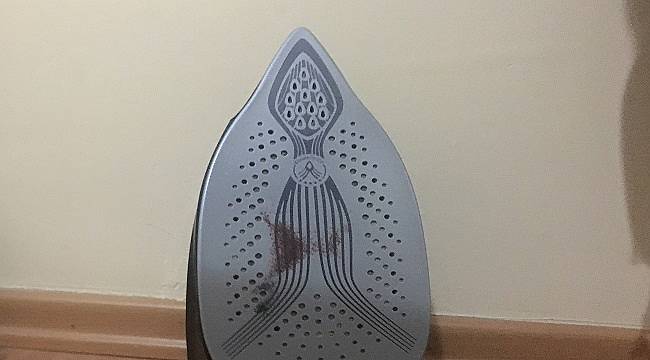 İşiniz bitmeden birkaç dakika önce ütüyü fişinden çekiniz