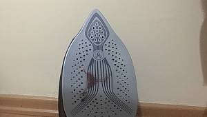 İşiniz bitmeden birkaç dakika önce ütüyü fişinden çekiniz