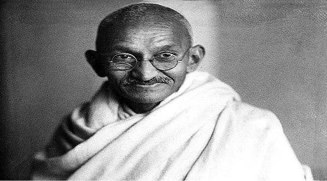 Tolstoy ve Gandhi: Zorbalığa karşı iyilikten ayrılmayın