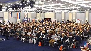 Ücretsiz kariyer seminer düzenliyor