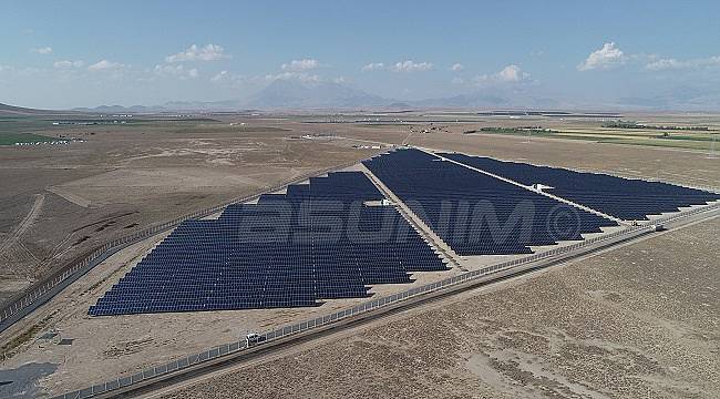 Yenilenebilir Enerji’de panel tedarikçisi oldu