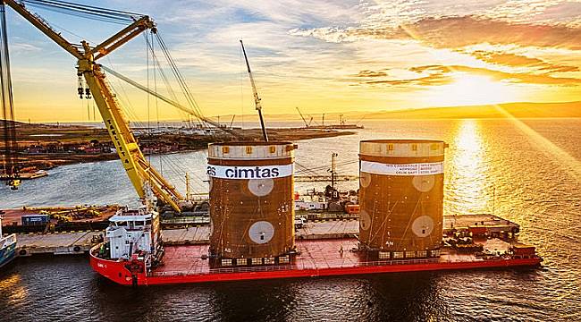 Her biri 700 ton ağırlığında!