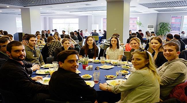İş dünyası ile Kariyer Günleri&#039;nde buluştular