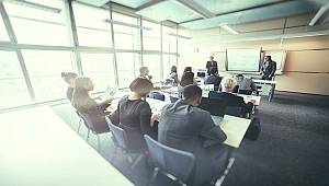 İş kurmak isteyen girişimciler için ücretsiz seminer düzenliyor