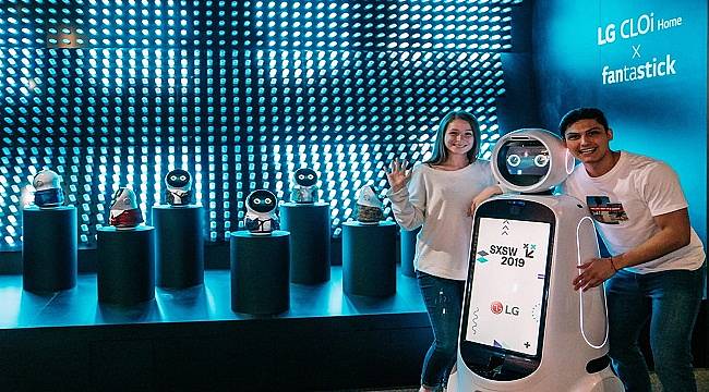 Ruh halinden anlayan Robot üretti: Çocuk ve hayvanlarla da oynuyor