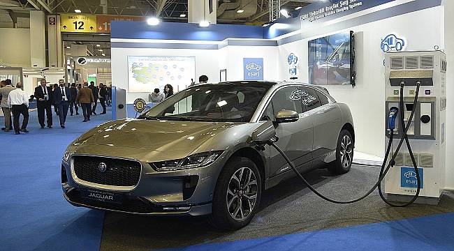 Tamamen Elektrikli Jaguar!