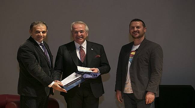 TÜSİAD ESKİ BAŞKANI: Ana dili Dijital olan gençler daha kolay iş bulabilecek!