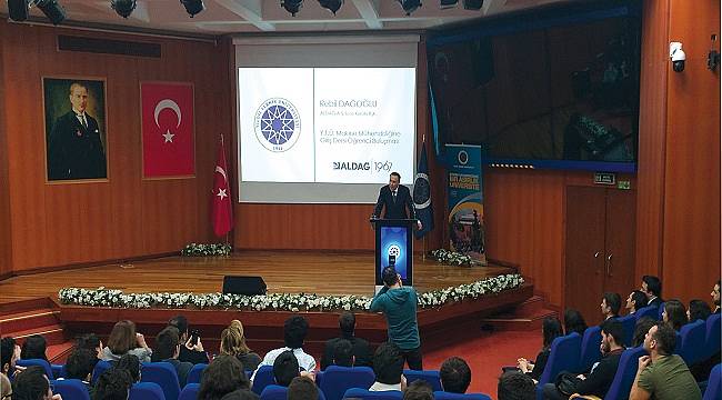 YTÜ Makine Mühendisliğine Giriş Dersi’nde konuştu: Başarının sırrı ben değil bizde